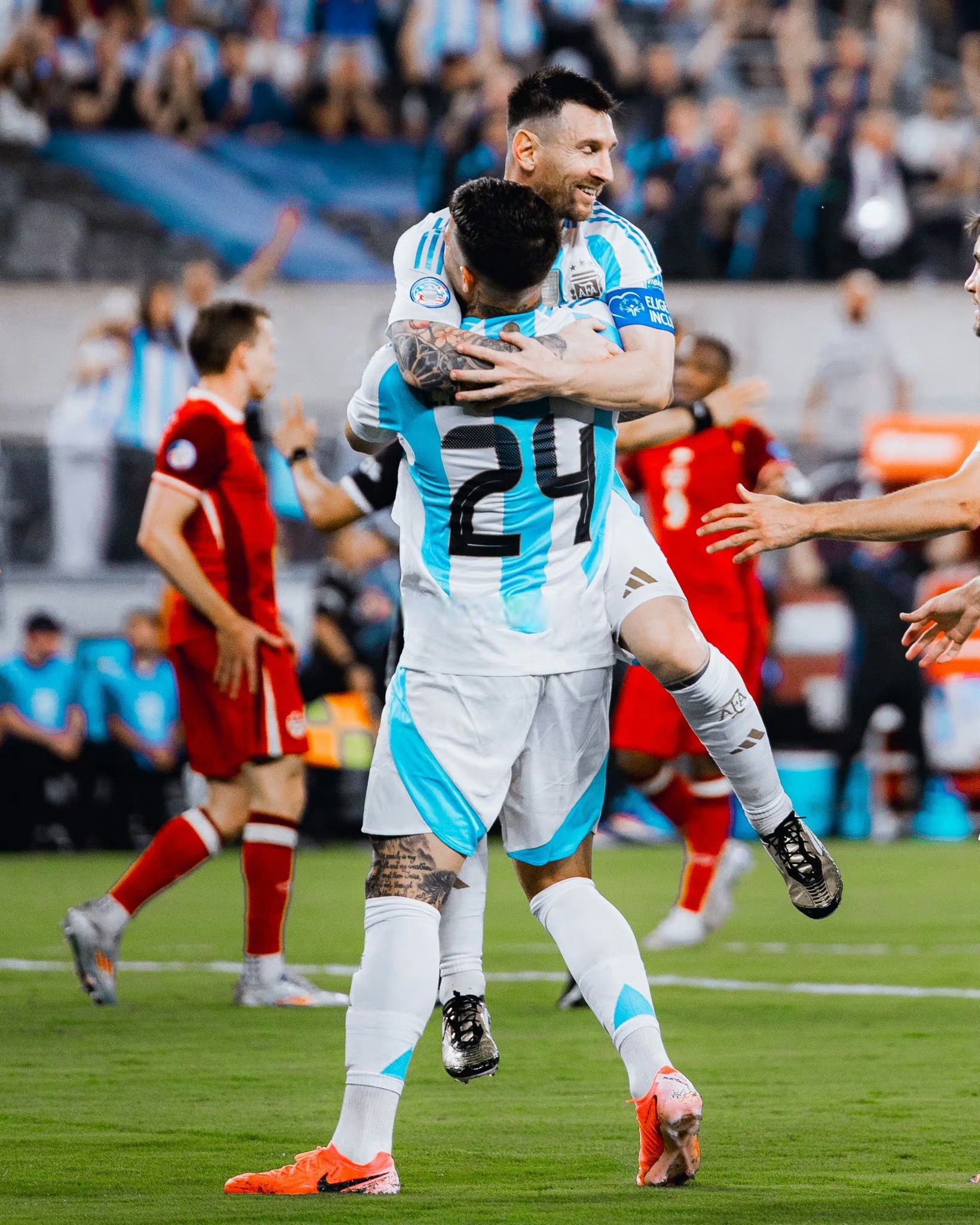 威廉希尔app-梅西再造奇迹,巴萨客场战胜马德里竞技