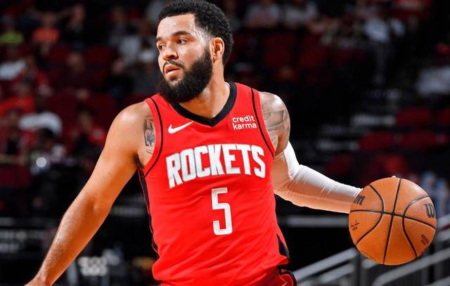 广西男篮火力全开，豪取三连胜