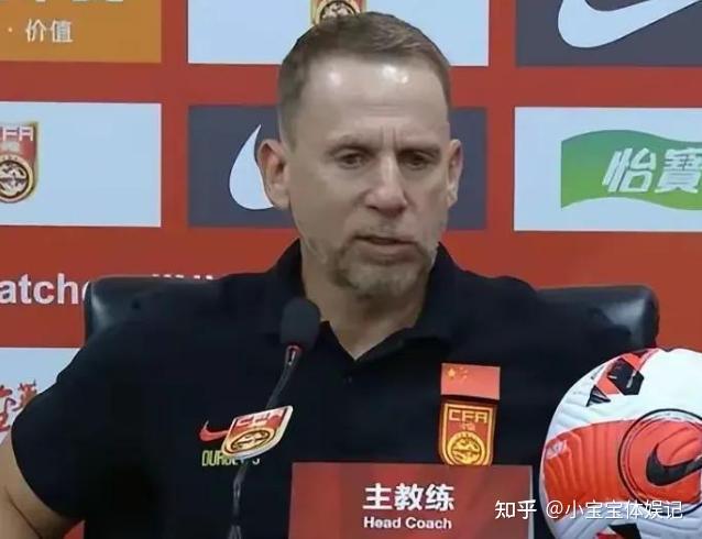 战术调整：女足教练组谋求突破之道