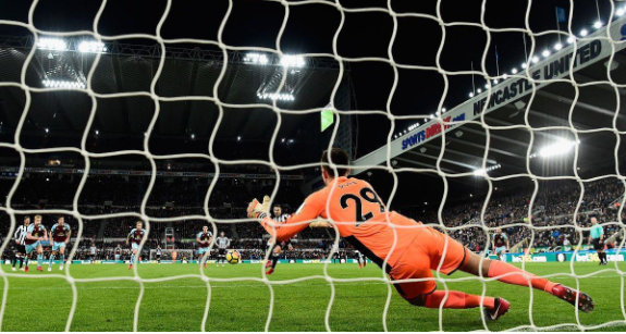 纽卡索爆冷斩获关键三分,豪取胜利 纽卡索爆冷斩获关键三分,豪取胜利