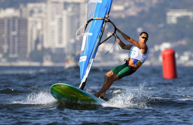 英国威廉希尔-加拿大选手在田径项目中勇夺奖牌