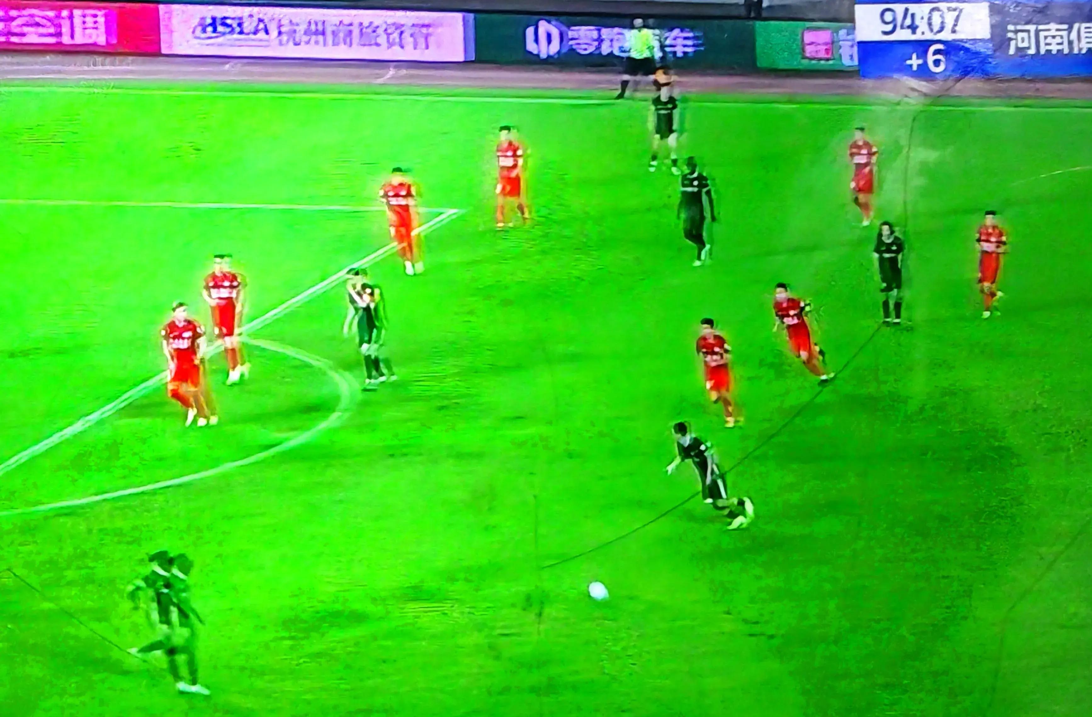 威廉希尔app-河南队遭遇挑战，输给对手一场失利