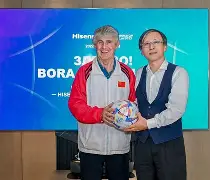 蒙彼利埃平局战望米卢斯，坚守榜首