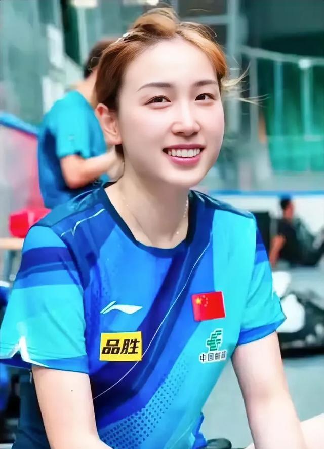 英国威廉希尔-选手突破封围，成功晋级下一轮