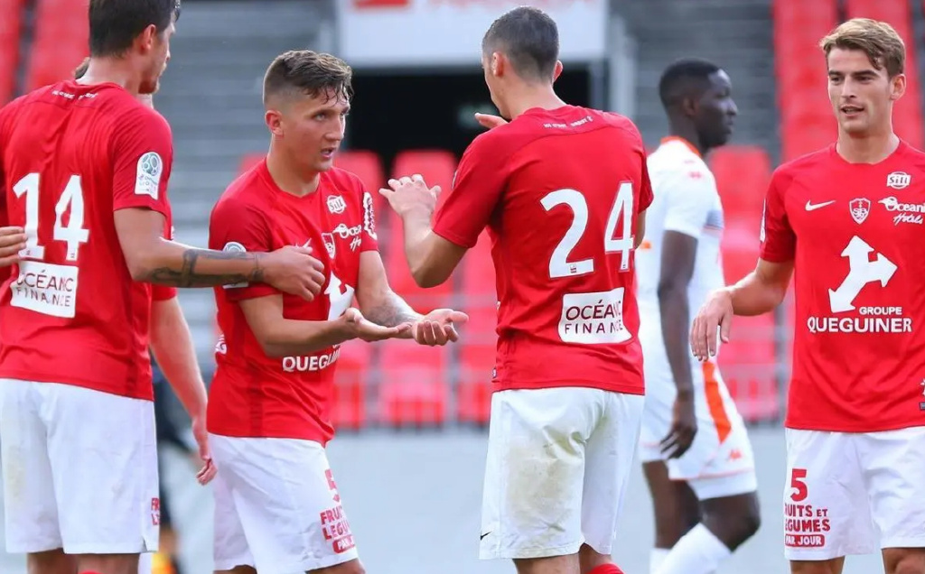 威廉希尔官网-雷恩迎来布雷斯特，决心取得主场胜利