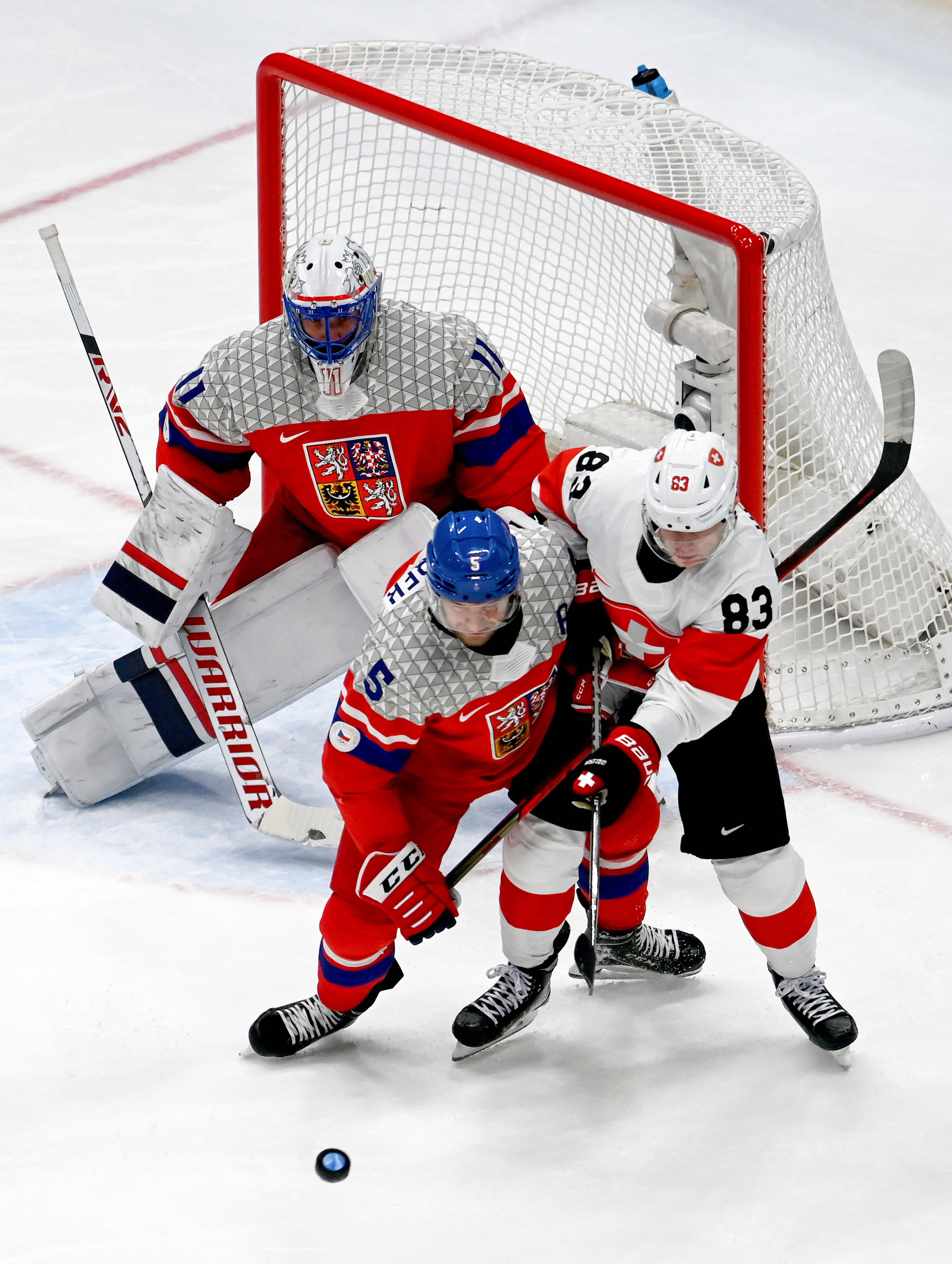 捷克干掉丹麦，索乌奇打进关键球