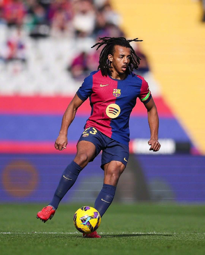 英国威廉希尔-巴伦西亚豪取三分,较劲五强争霸