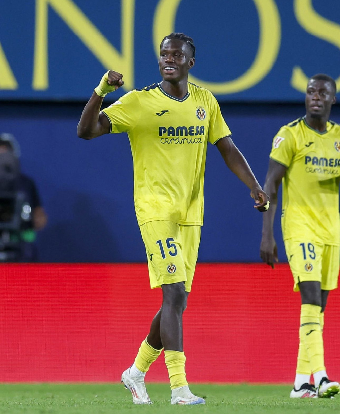 威廉希尔app-比利亚雷亚尔主场取得胜利，提升球队士气