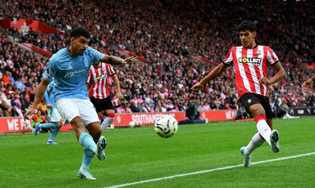 威廉希尔官网-纽卡斯尔联客场大胜伯恩茅斯，保级前景一片光明