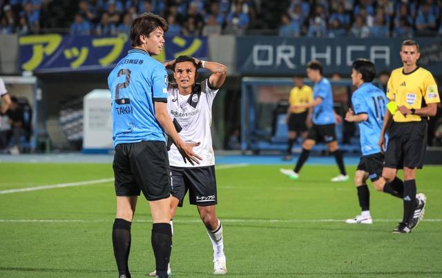 威廉希尔app-日本后卫因家庭原因缺席，球队备受困扰