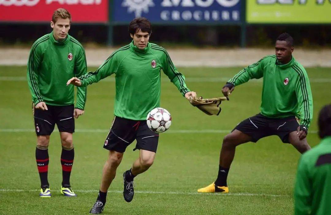 精彩绝伦！球员们的表现令人瞩目