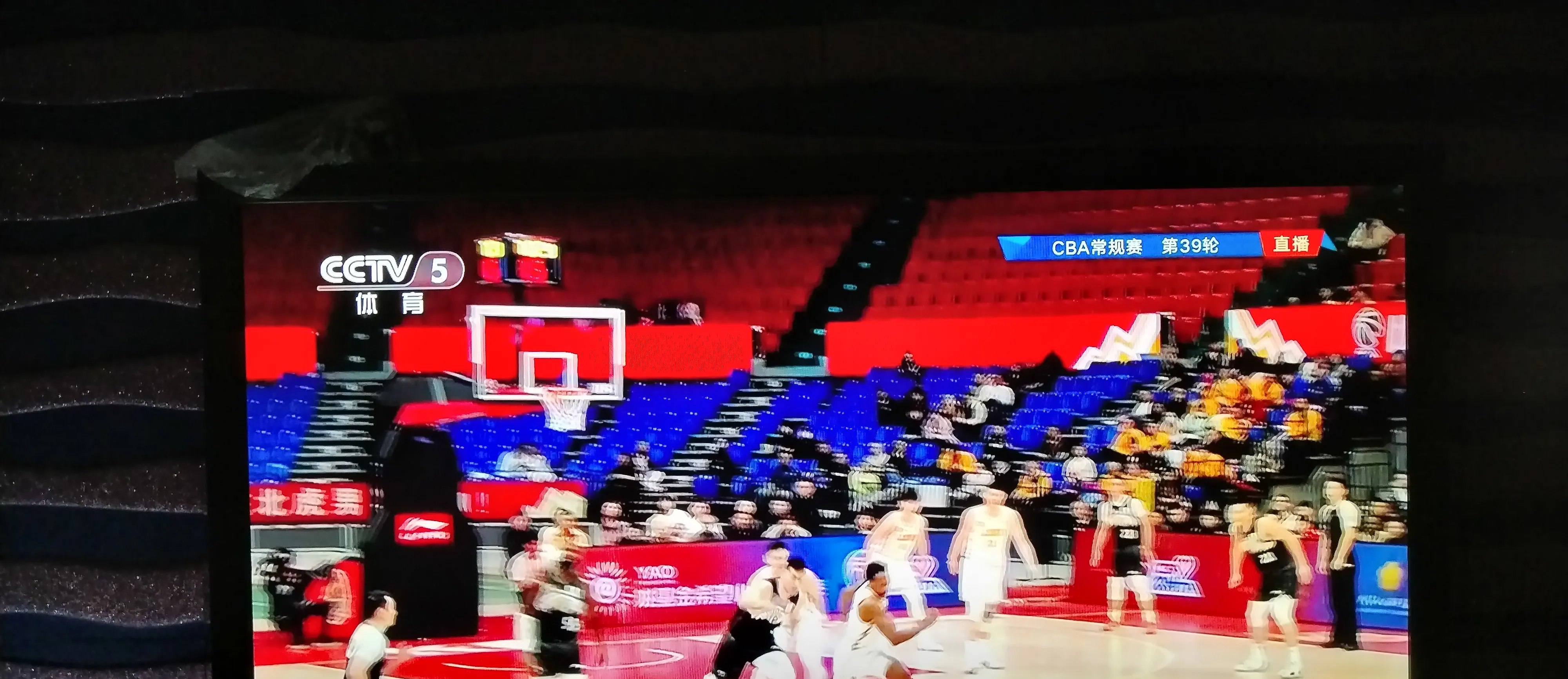 威廉希尔app-比赛中的精彩对决让观众大呼过瘾