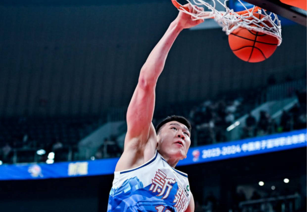 威廉希尔中文站-新疆球队遭遇伤病危机，主力球员或缺阵