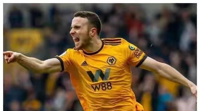 青岛群狼队势如破竹，成功横扫对手