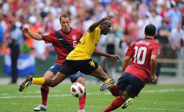 近期的欧洲杯预选赛将进入白热化阶段 近期的欧洲杯预选赛将进入白热化阶段