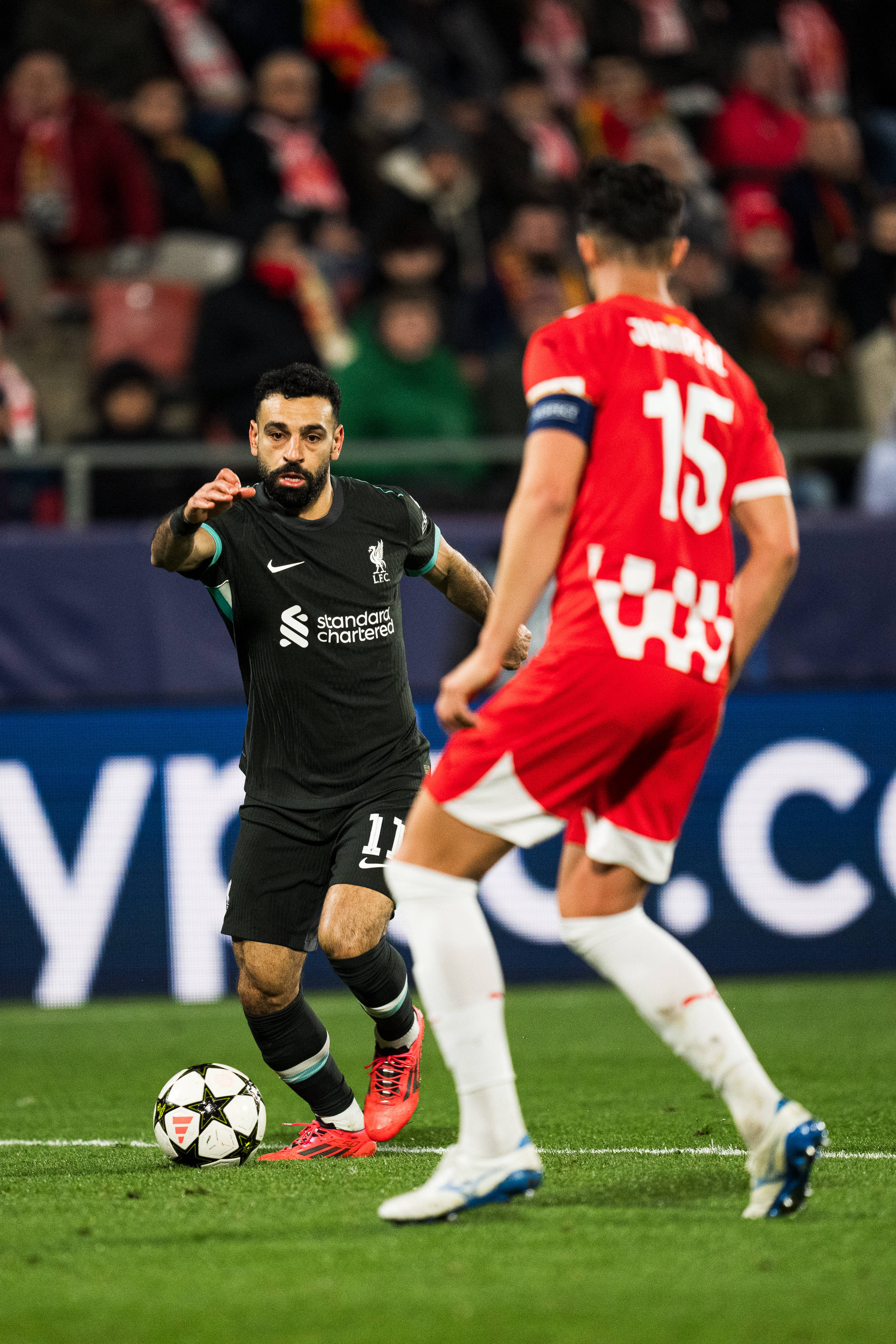 巴萨客场惨败利物浦无缘晋级