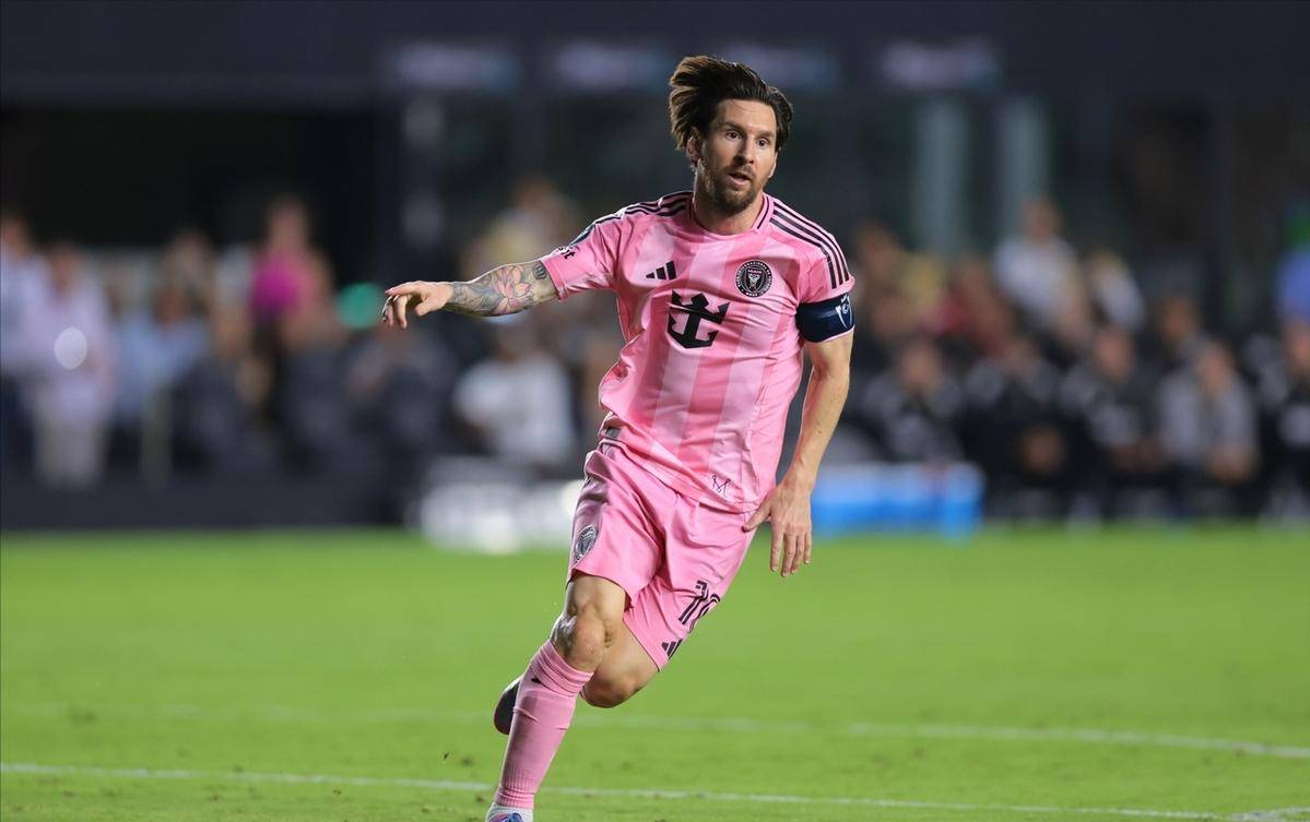 威廉希尔app-梅西连入两球，助巴萨轻松获胜！