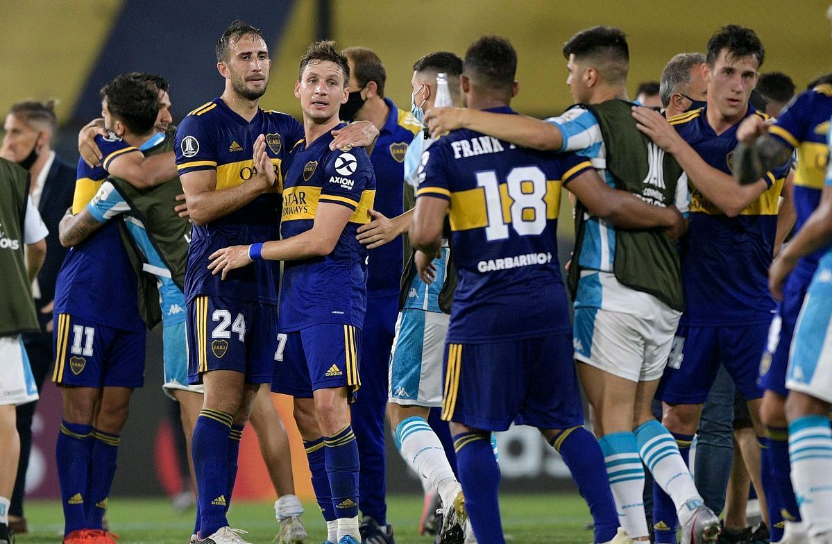 捷克客场大胜摩洛哥，提前出线