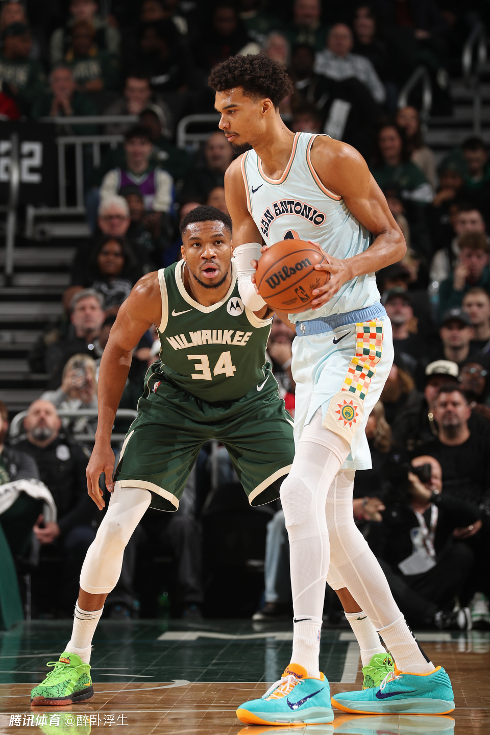 威廉希尔官网-卡班子检阵坚强，勇士主场大胜马刺