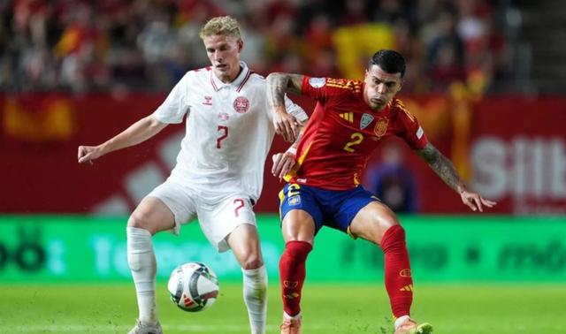 西班牙客场3-1击败克罗地亚，领跑小组！