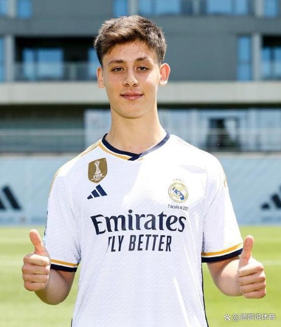 欧洲新晋球星崭露头角，被誉为未来之星