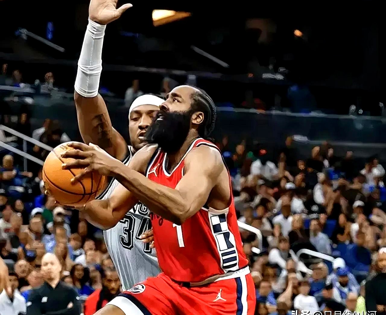 威廉希尔app-火箭击败76人,哈登状态回升