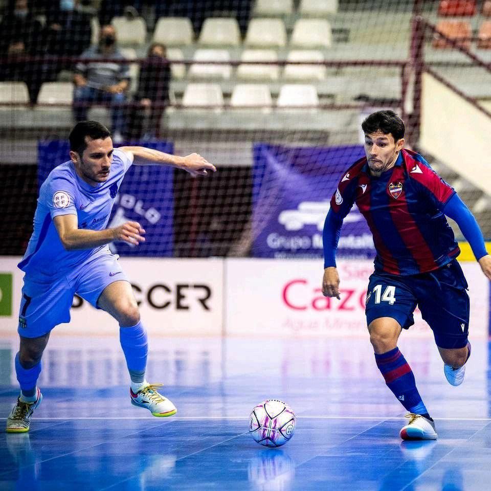 莱万特客场大胜，继续豪取三分