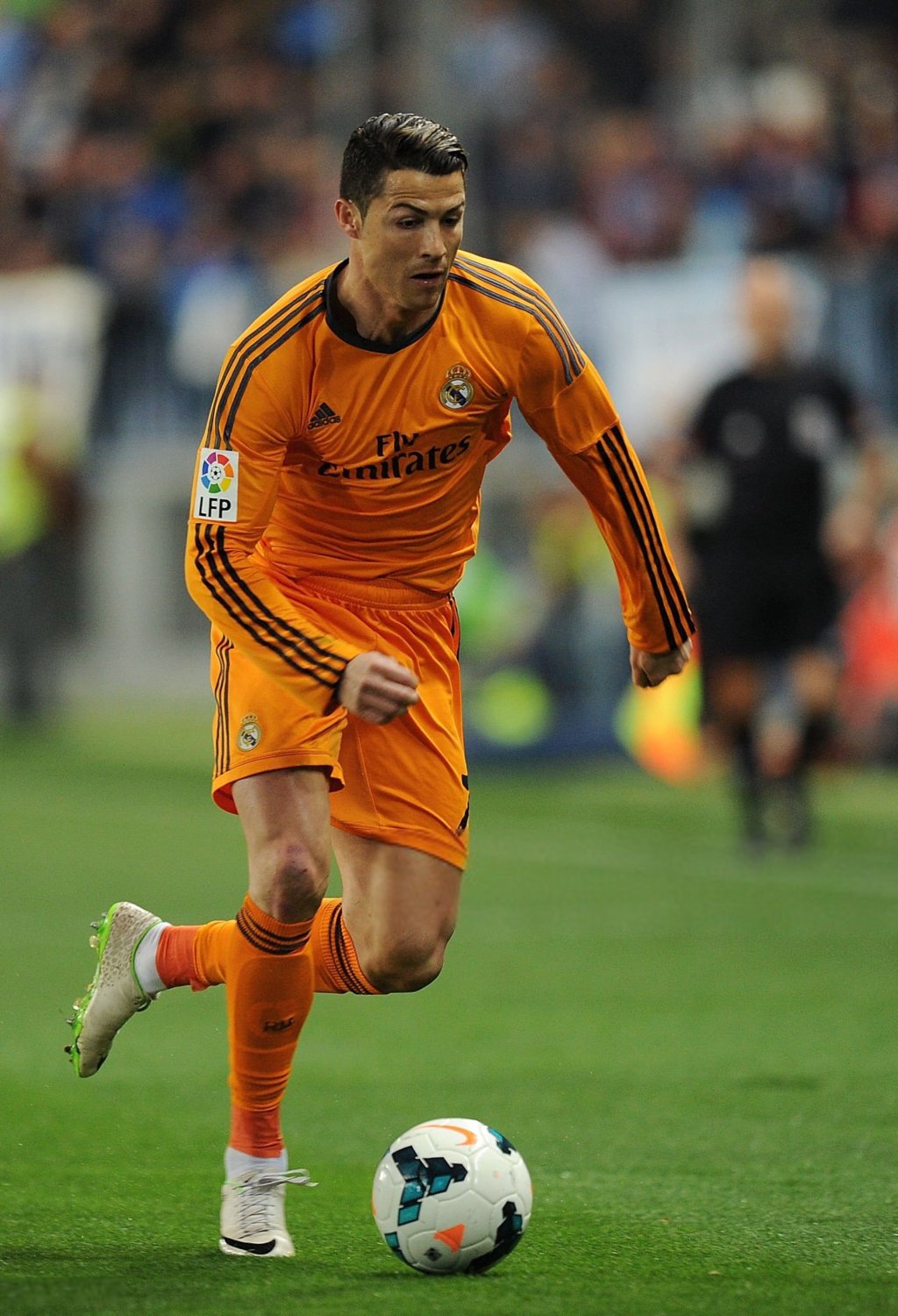 巴伦西亚主场大胜，马拉加客场失利