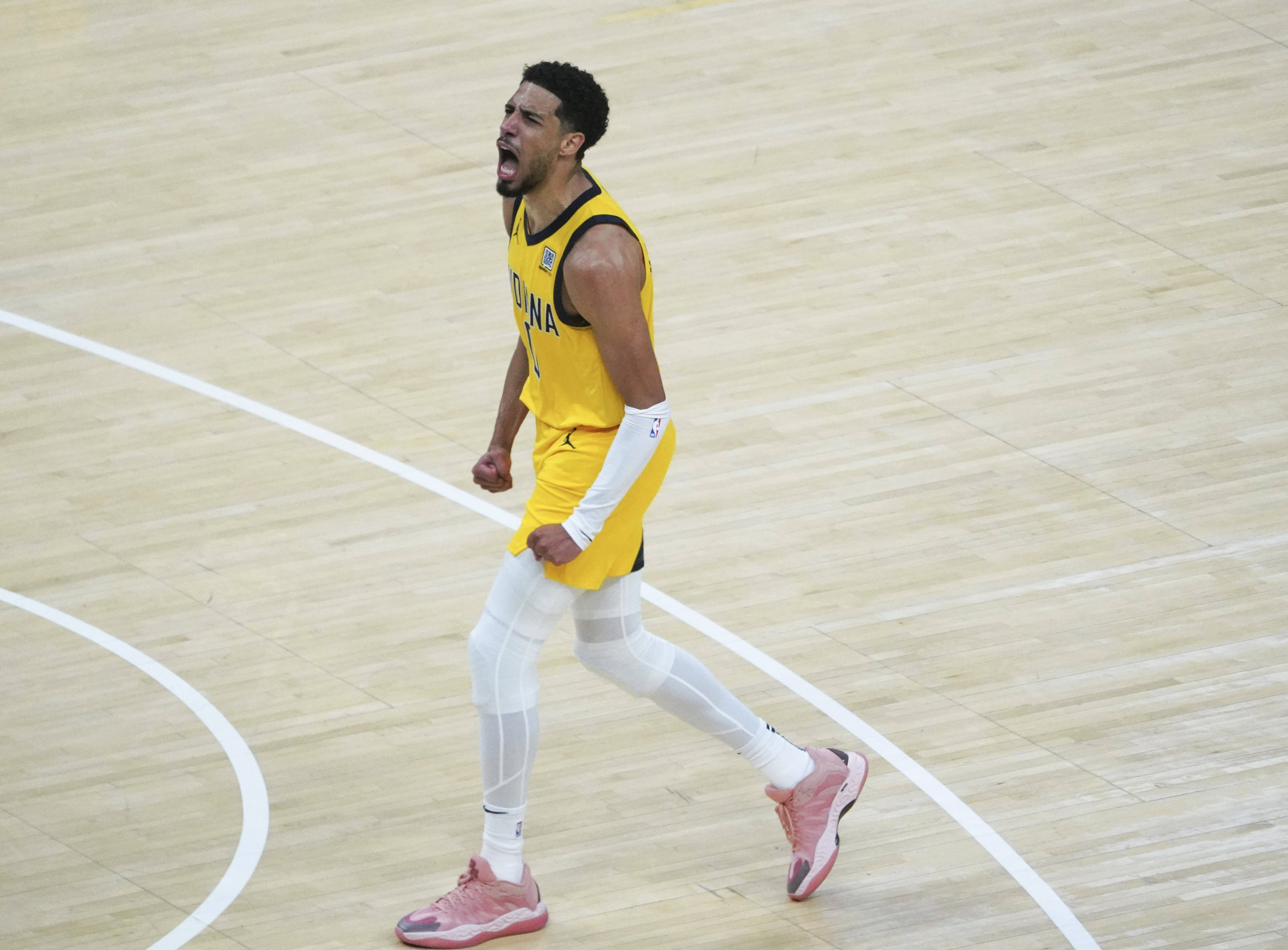 威廉希尔官网-步行者主场大胜猛龙，结束连败