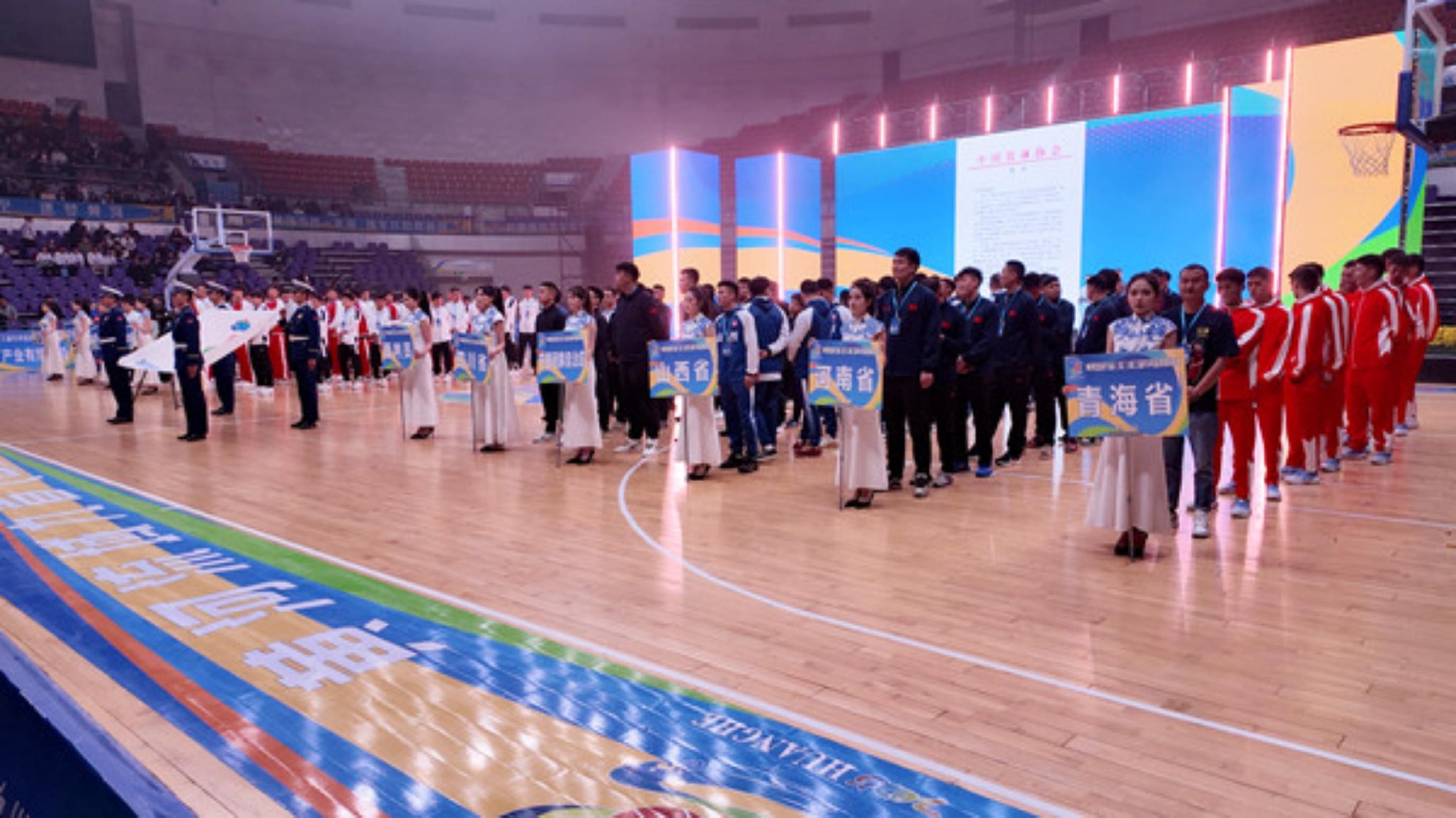 英国威廉希尔-青海男篮在比赛中表现出色,全队奉献