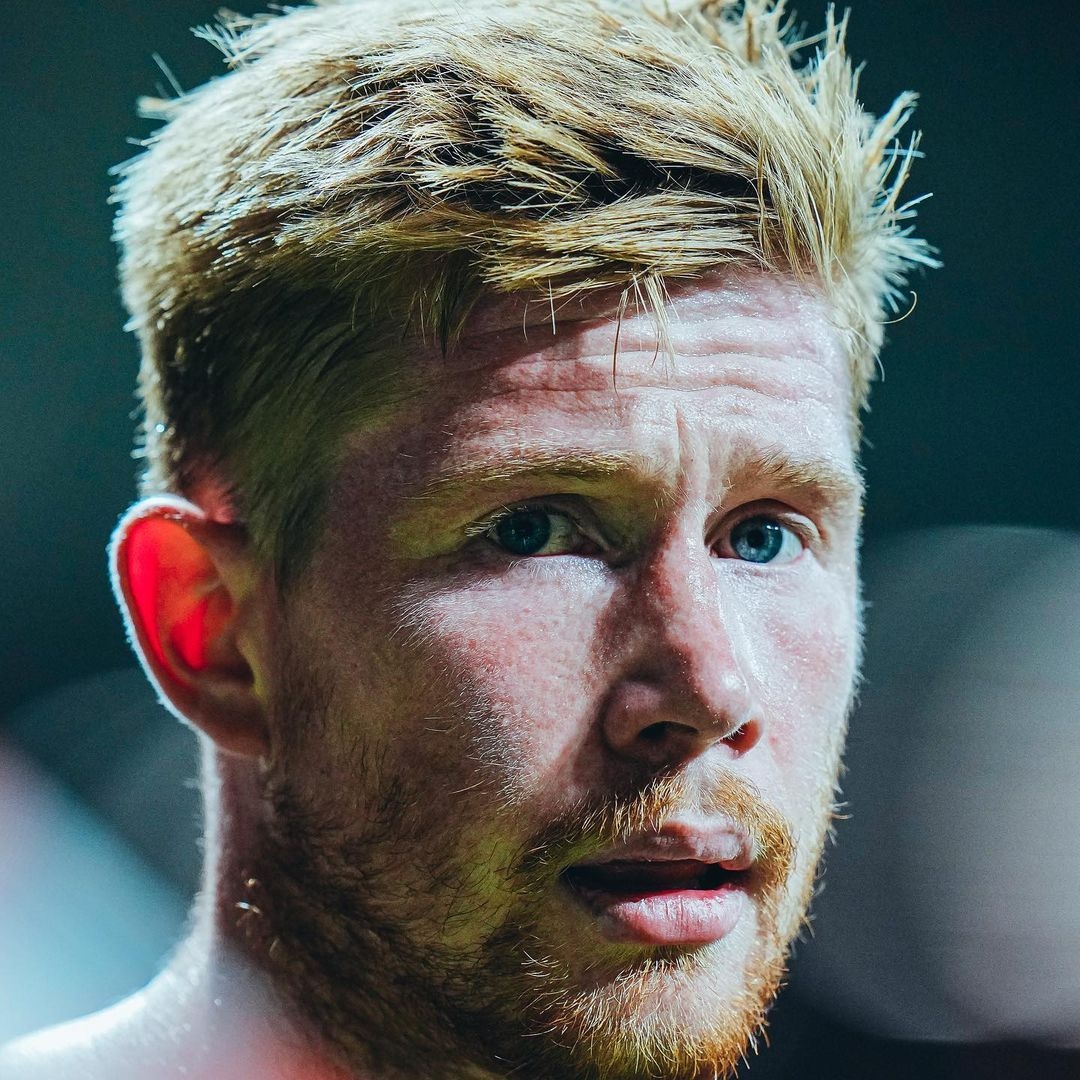 曼城逆袭切尔西挺进四强，英勇表现