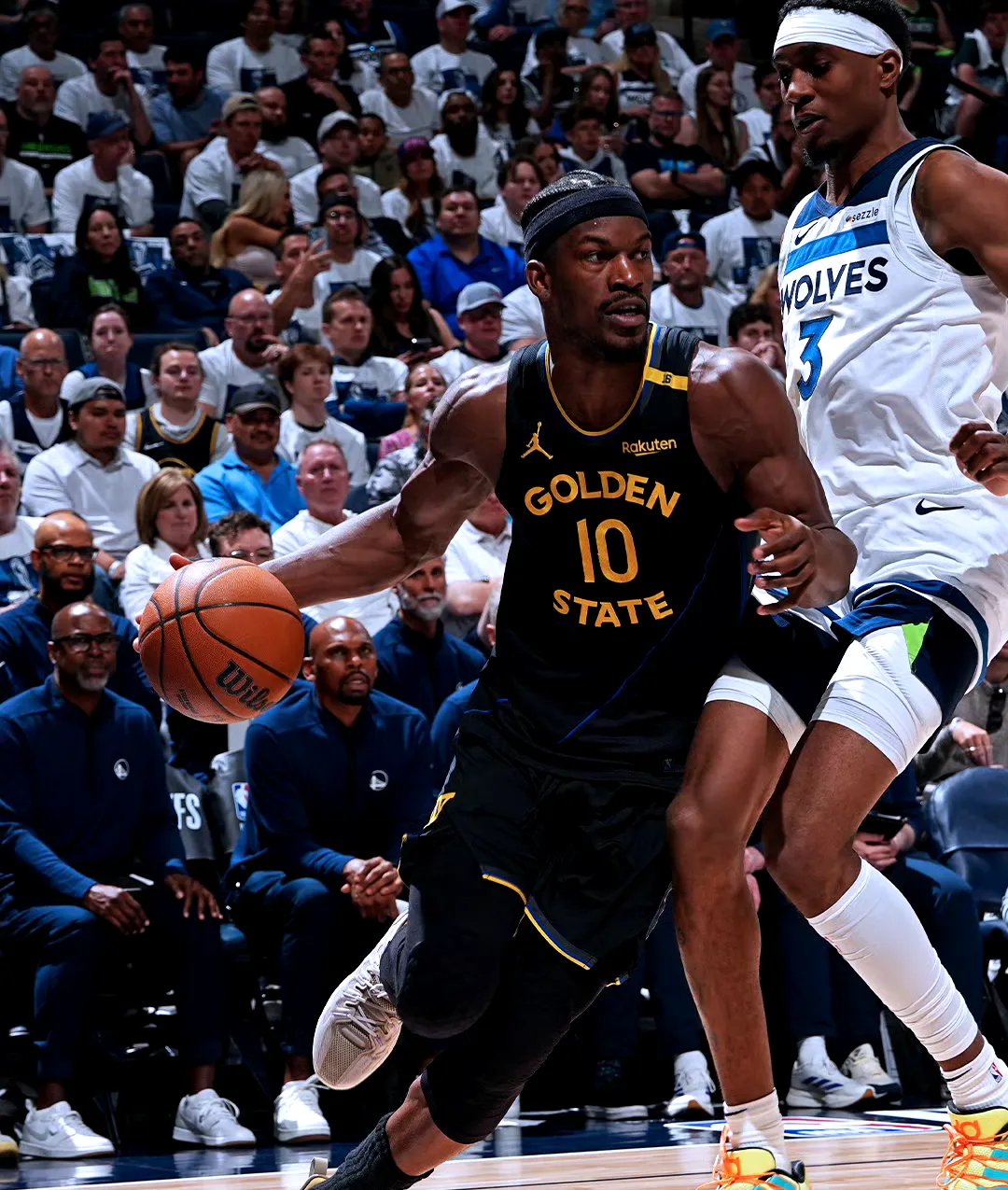 威廉希尔app-热火主场大胜奇才，巴特勒率全队登顶