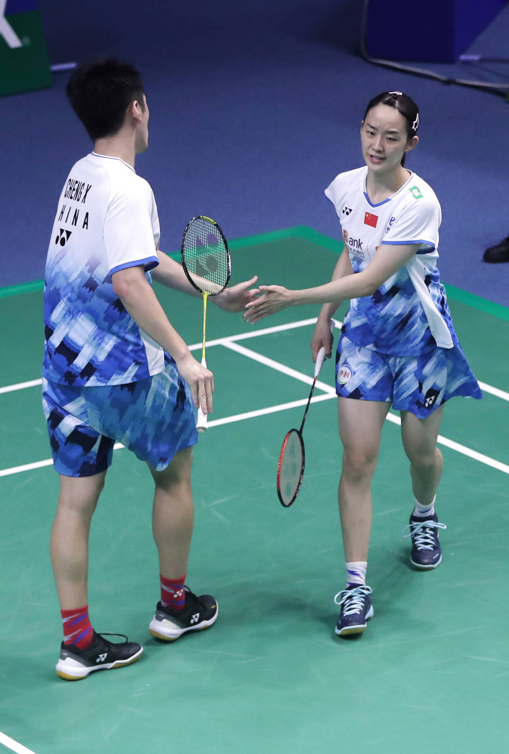 威廉希尔app-羽毛球混双半决赛对决，日本选手完胜晋级决赛！