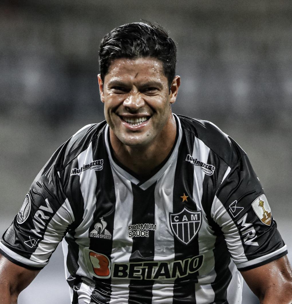 威廉希尔官网-南美洲联赛外援争议,引发联赛裁判考虑