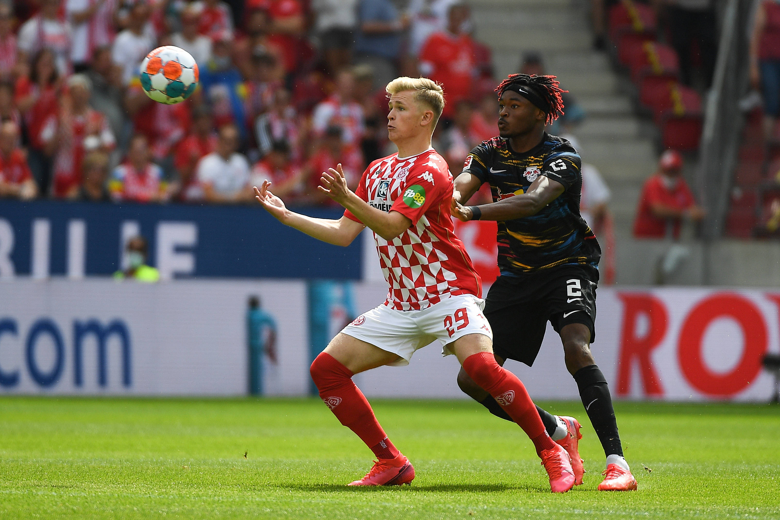 威廉希尔官网-美因茨客场不敌RB莱比锡,遭遇三连败走低积分榜