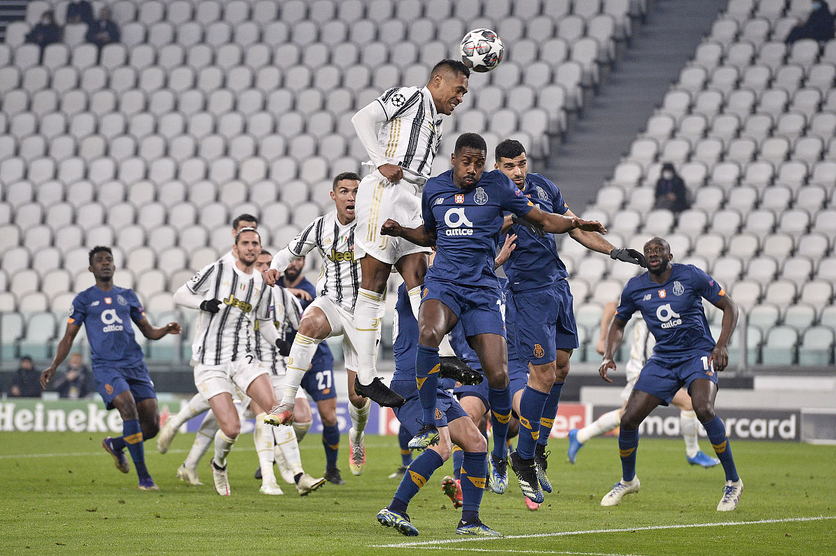 水晶宫客场击败富勒姆,豪取三分 水晶宫客场击败富勒姆,豪取三分