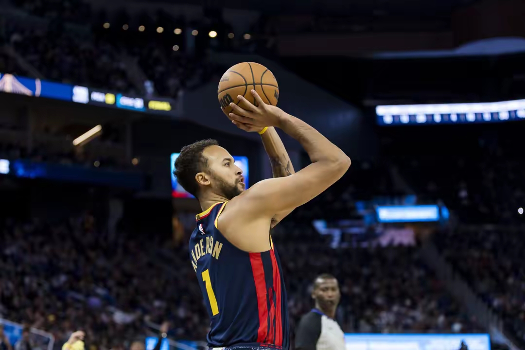 猛龙队客场战胜热火,系列赛1-1平 猛龙队客场战胜热火,系列赛1-1平