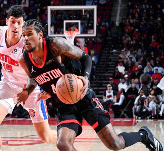 活塞惊险战胜热火，逆转取胜