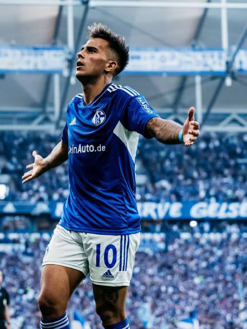 英国威廉希尔-热身比赛中受伤，沙尔克04主力缺阵