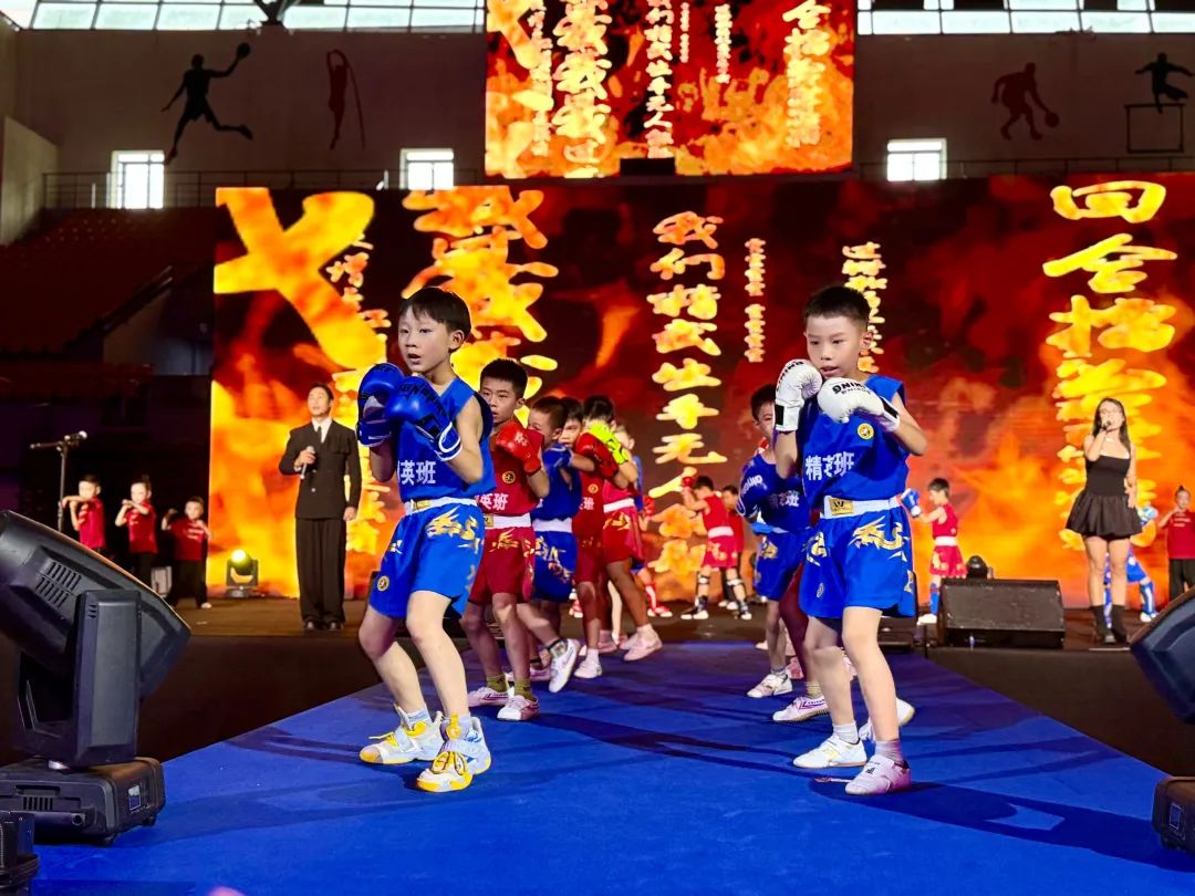 威廉希尔中文站-拳击冠军：古巴选手展现绝对实力