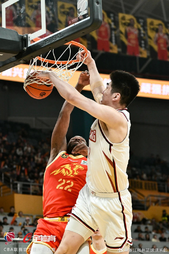 英国威廉希尔-浙江男篮全面爆发，以绝对优势击溃对手