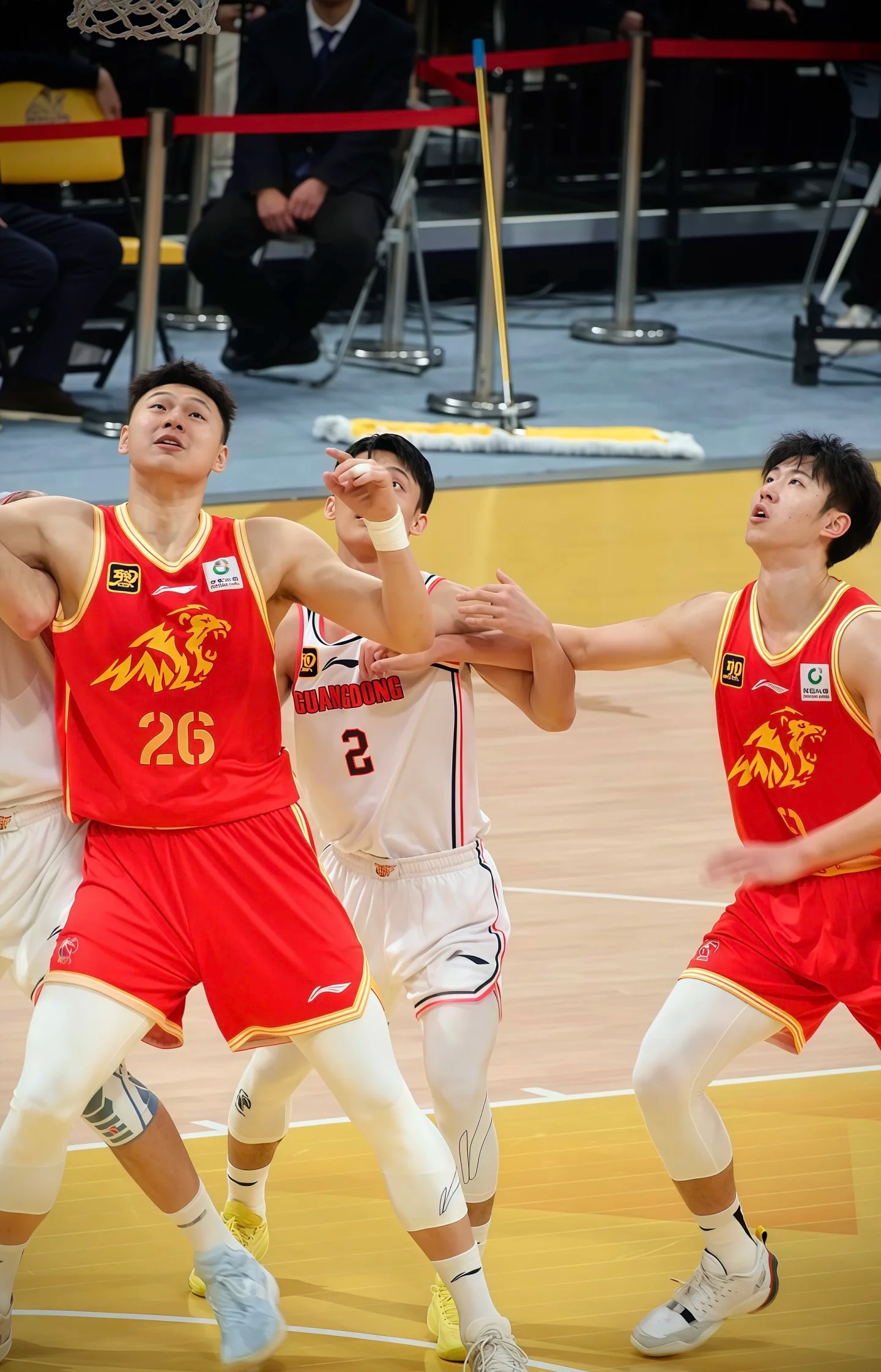 浙江男篮全面爆发，以绝对优势击溃对手