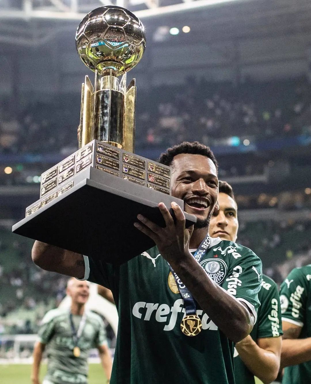 南美代表团取得不俗成绩，斩获关键胜利