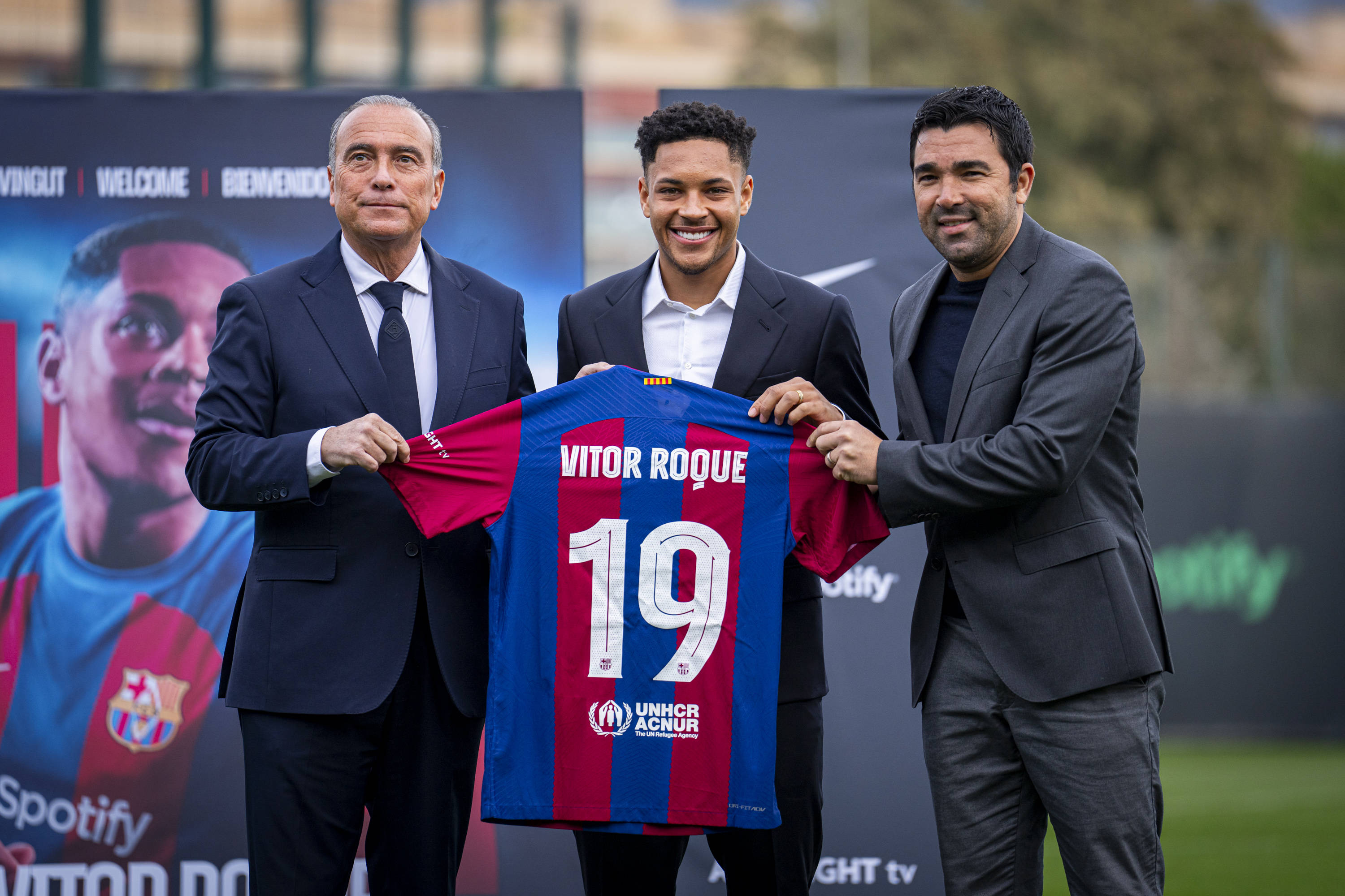 威廉希尔中文站-巴萨主场大胜，压哨绝杀惊艳全场