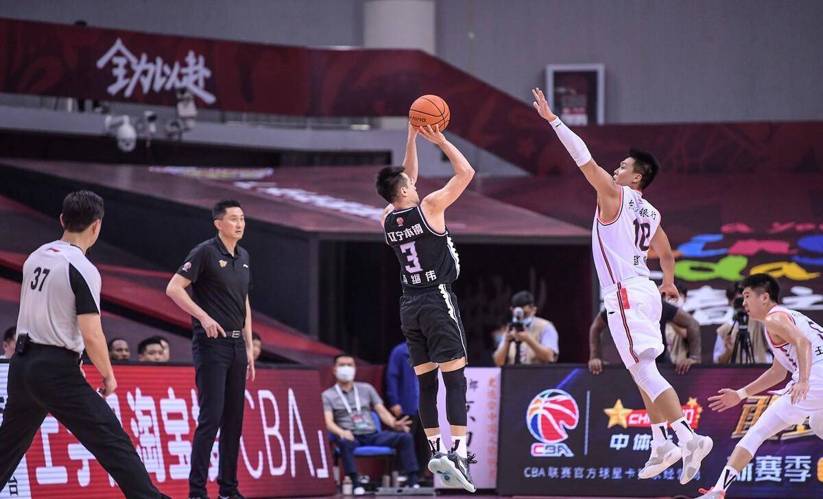 英国威廉希尔-江西队遭遇青岛队,实力对决备受期待