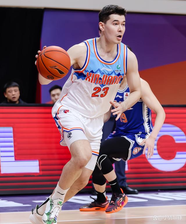 江西队遭遇青岛队,实力对决备受期待 江西队遭遇青岛队,实力对决备受期待