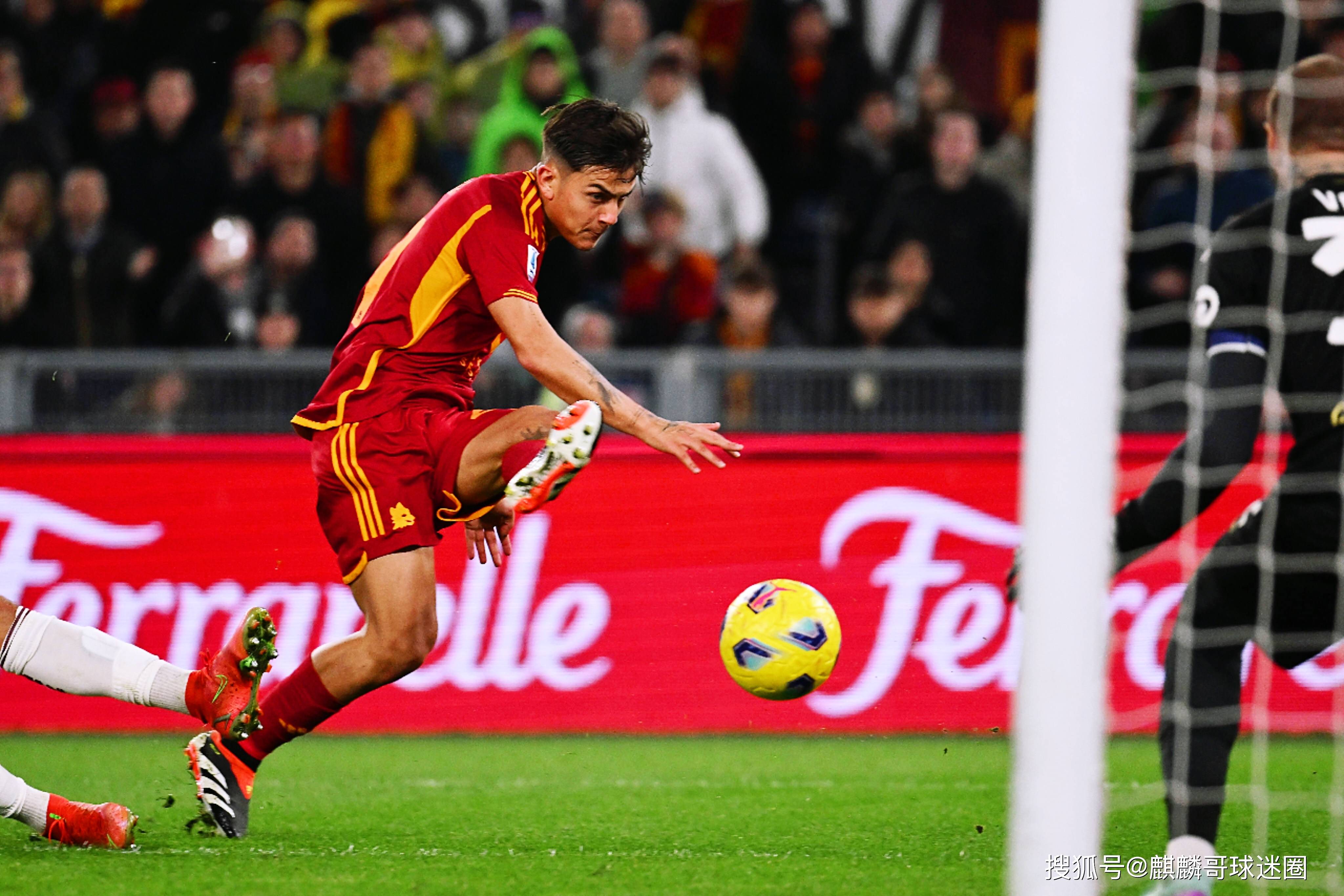 英国威廉希尔-意甲比赛火爆进行，球员拼尽全力