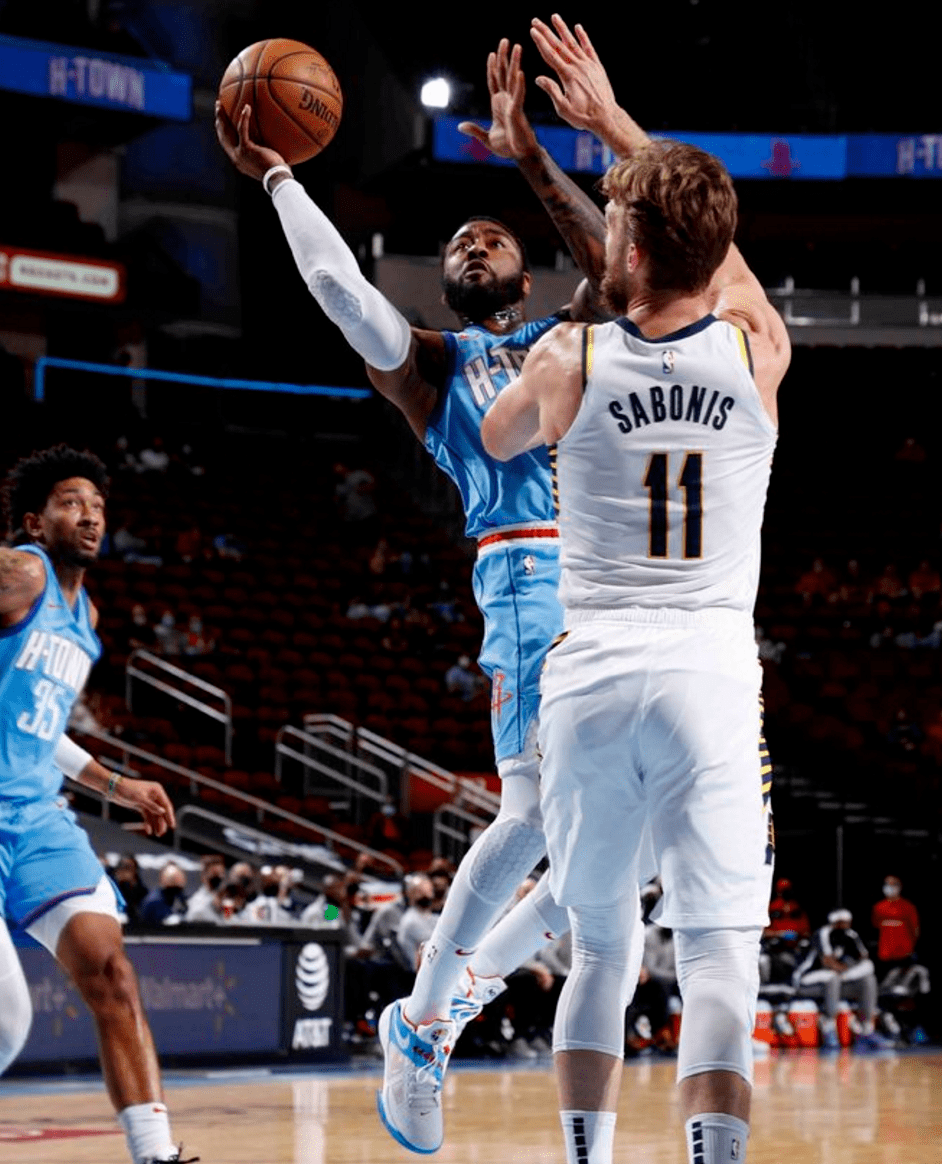 威廉希尔中文站-火箭关键时刻失误频频，导致战绩下滑