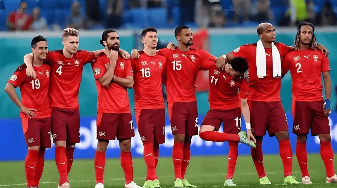 威廉希尔app-捷克队备战欧洲比赛，奋勇拼搏