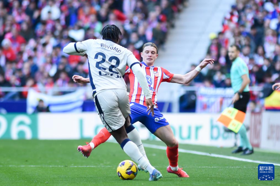 马德里竞技主场告捷，小组赛收官